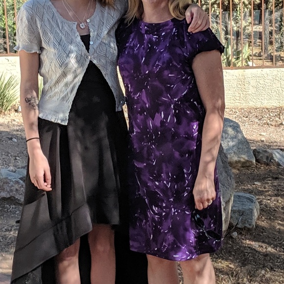 Dress - Picture 4 of 4